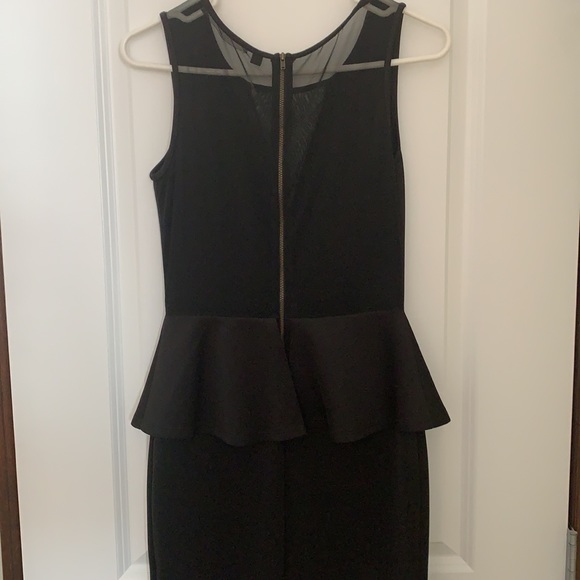 GUESS BLACK DRESS - size medium - Picture 7 of 8